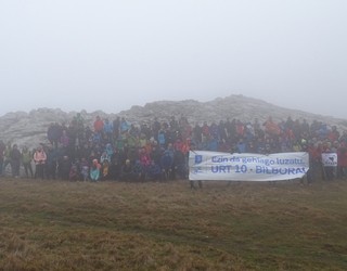 "Presoen egoera ezin dela gehiago luzatu" aldarrikatu dute Kurtzebarri tontorrean