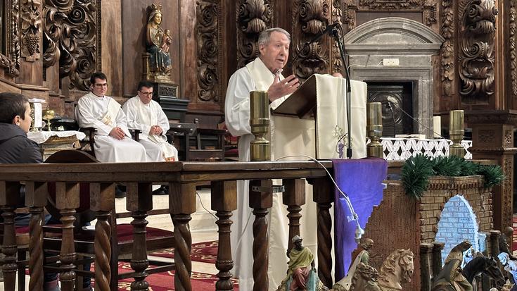 Elgetako parroko Juan Cruz Juaristik azken meza esan du