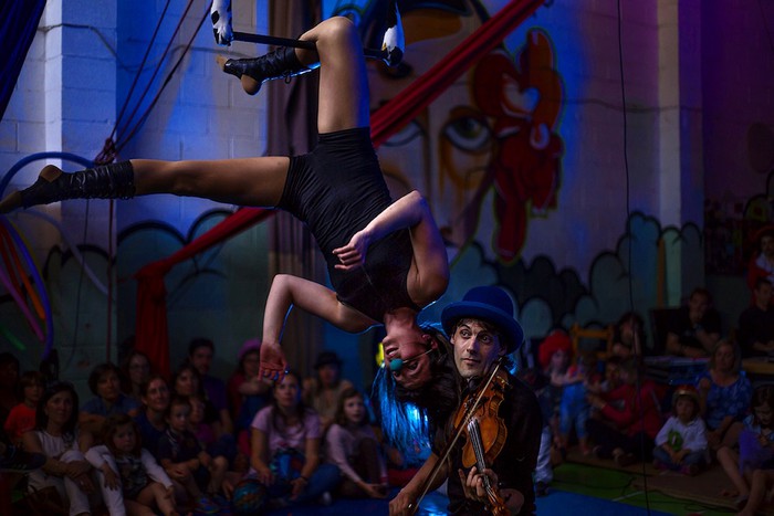 Dantzan egiteko aukera asko, Jaiki elkartearekin