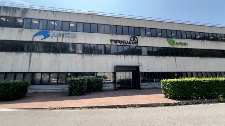 Astorek gordeta zuen stock guztia erosi du Errioxako Maspormenos enpresak