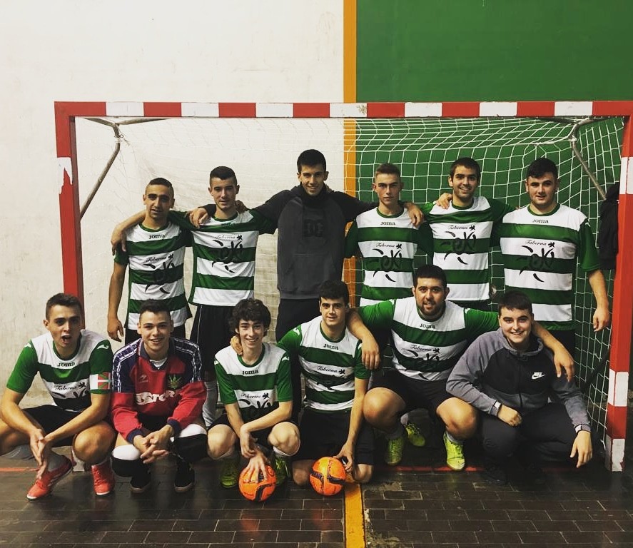 Aramaixo Tropikala areto futbol taldeak domekan hasiko du liga