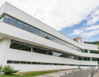 Laboral Kutxak 154 milioi euro irabazi ditu urteko lehen seihilekoan