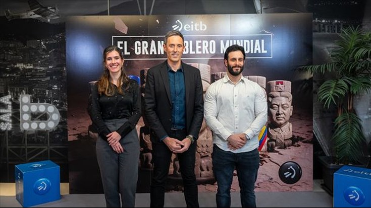 Mikel Reparazek, Borja Maciasek eta Natale Seronek egungo orden geopolitikoa izango dute berbagai Bergaran