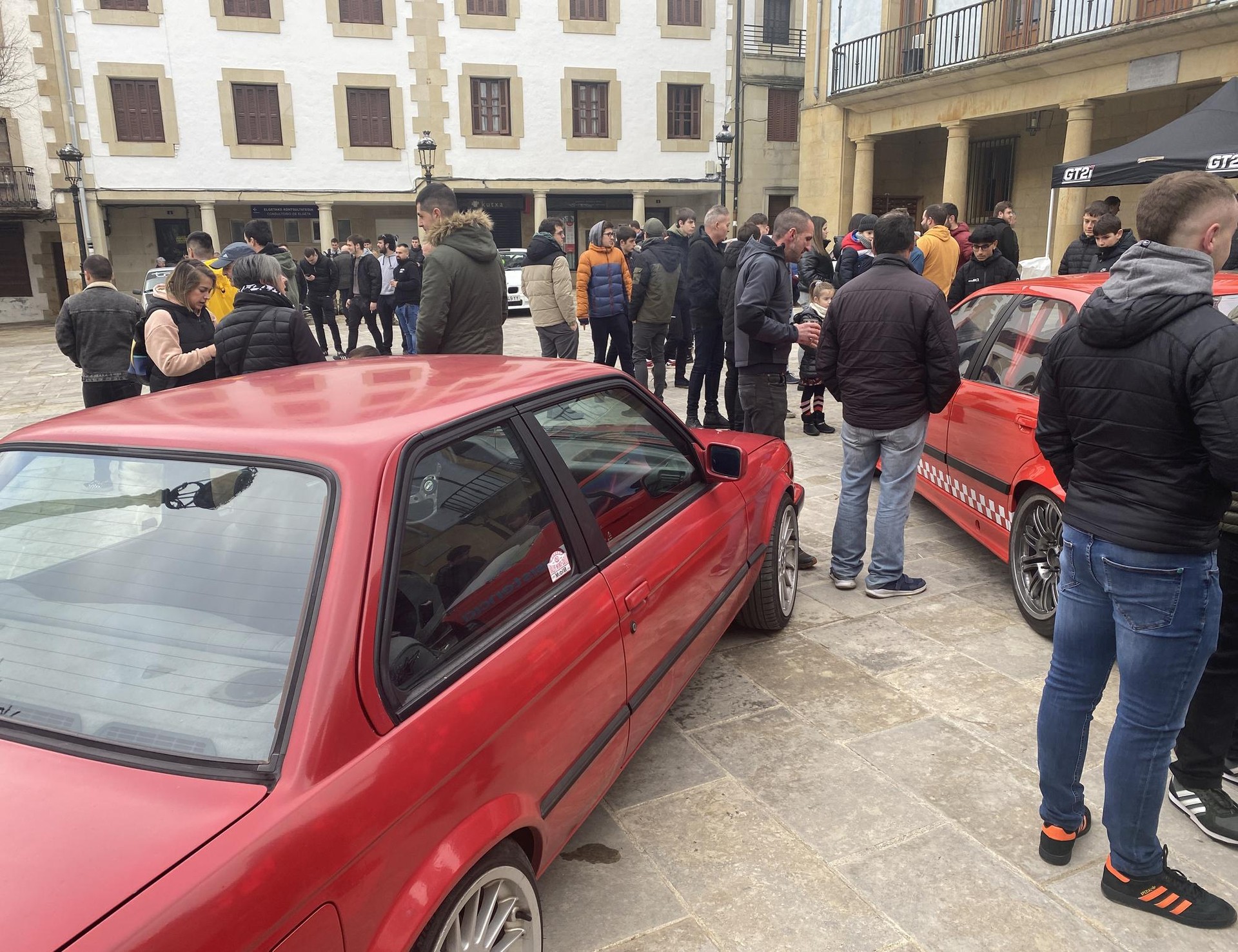 200 bat lagun espero dituzte Mendi Mendia Racing jaian