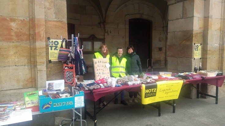 Hotz elkartearen elkartasun azoka