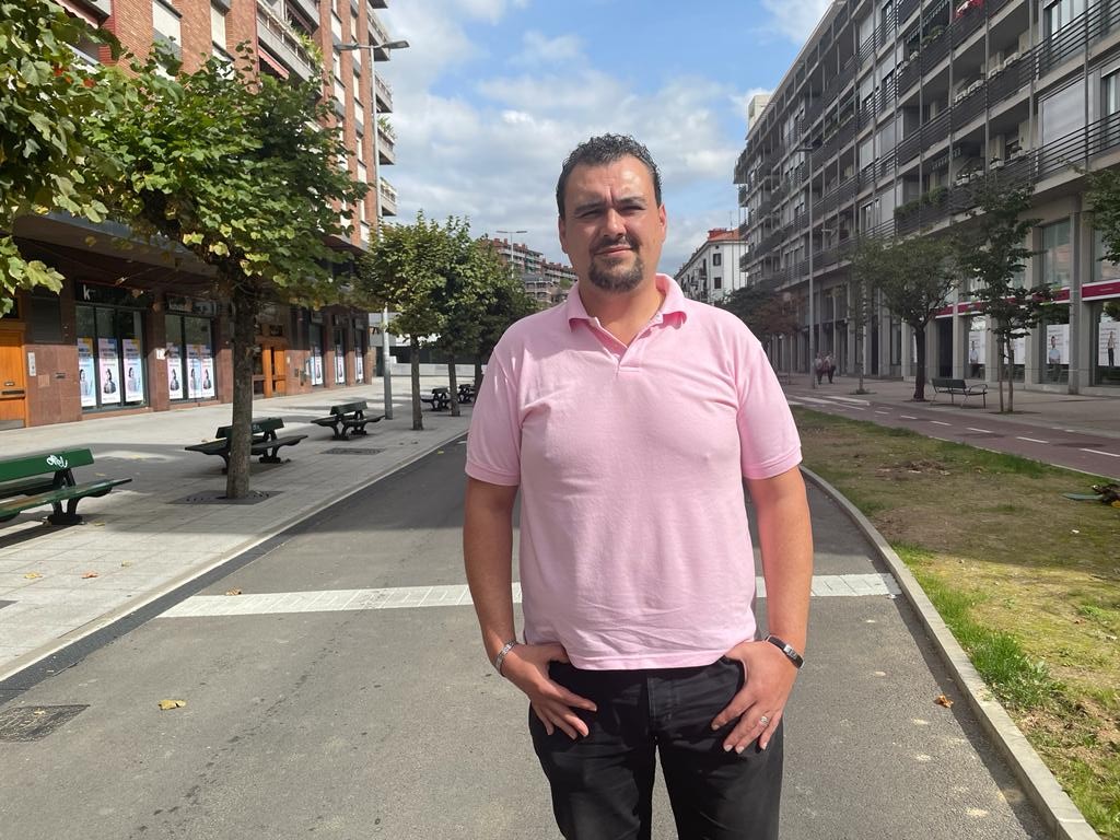 Sozialistek "pozez" hartu dute iraupen luzeko langabeentzako enplegu-plana