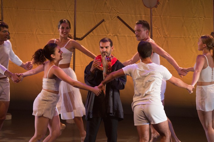 Maurizia pandero jolearen historia ezagutu dute dantzaren bitartez bergararrek - 15