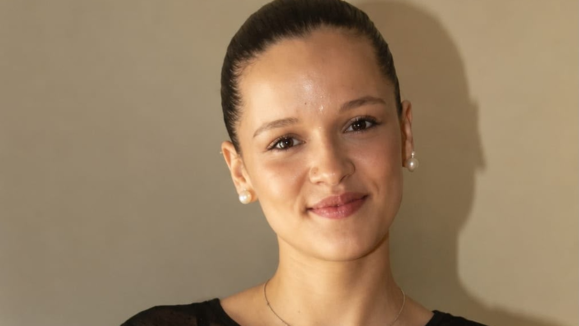 Uxue Martin: "Jentiari lagundu nahi jotsat; horregatik, dantza irakasle izaten jarraittu nahi juat"