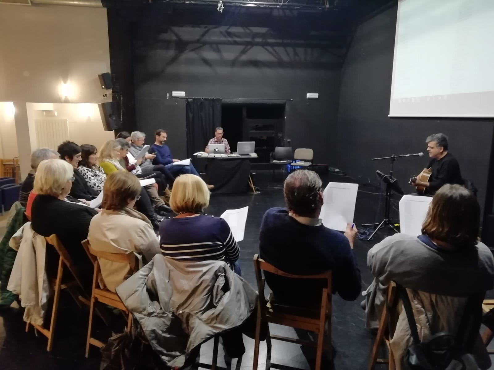 Euskal kantagintza aztergai 'Hitzen ahairea' saioan