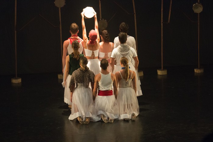 Maurizia pandero jolearen historia ezagutu dute dantzaren bitartez bergararrek - 3