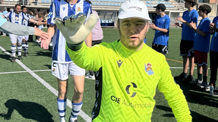 Genuine txapelketako argazkirik onenak