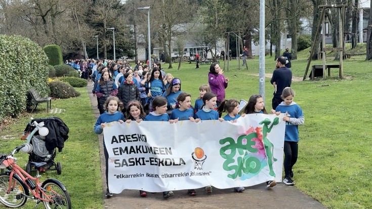 Begoña Eraña eta Tril Emakume Taldea omendu dituzte Aresko martxan