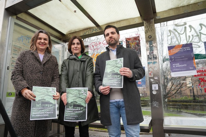 Elgetan garraio publikoa hobetzeko hainbat proposamen egin dituzte jeltzaleek