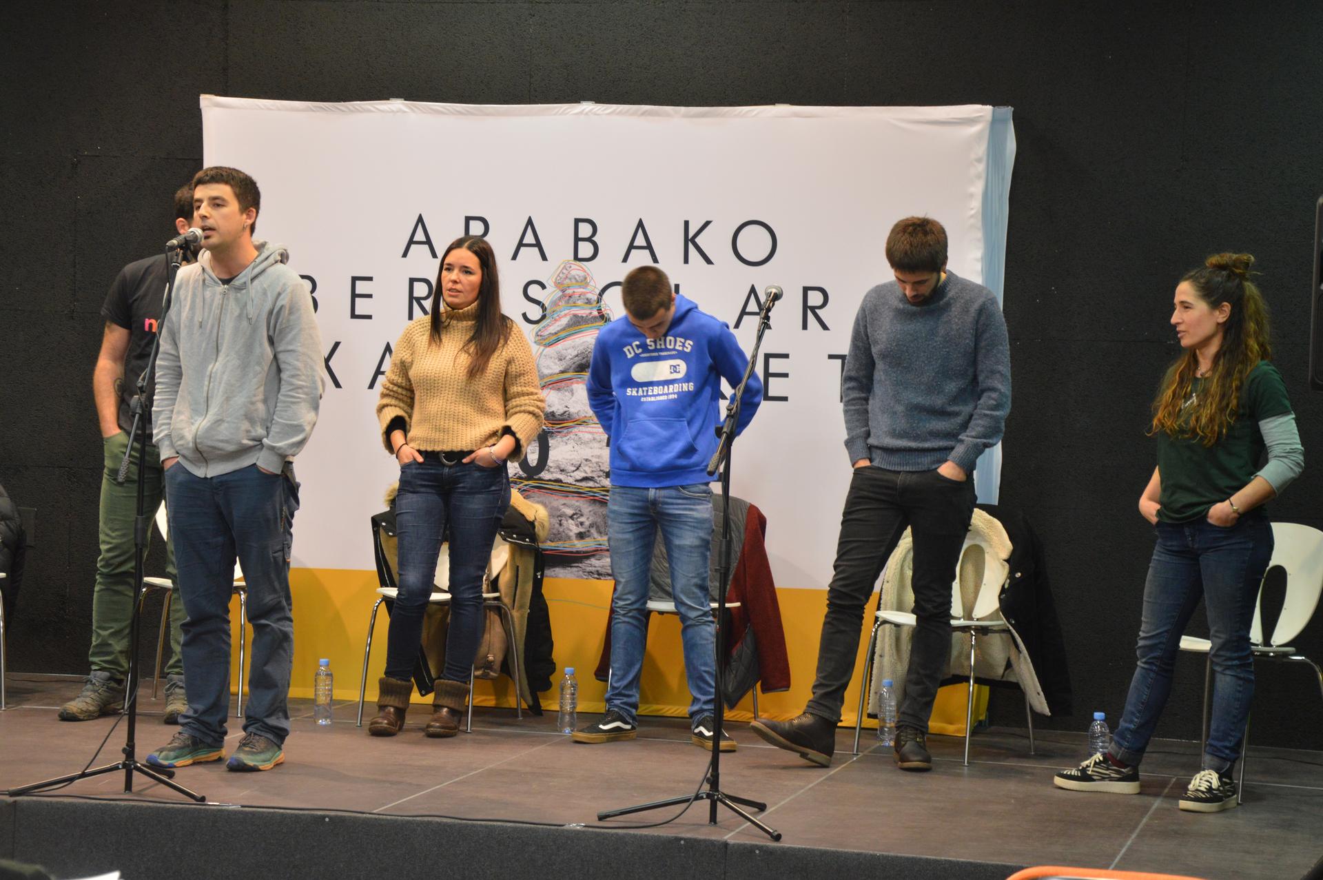 Arabako Bertsolari Txapelketak bere bidea jarraitzen du