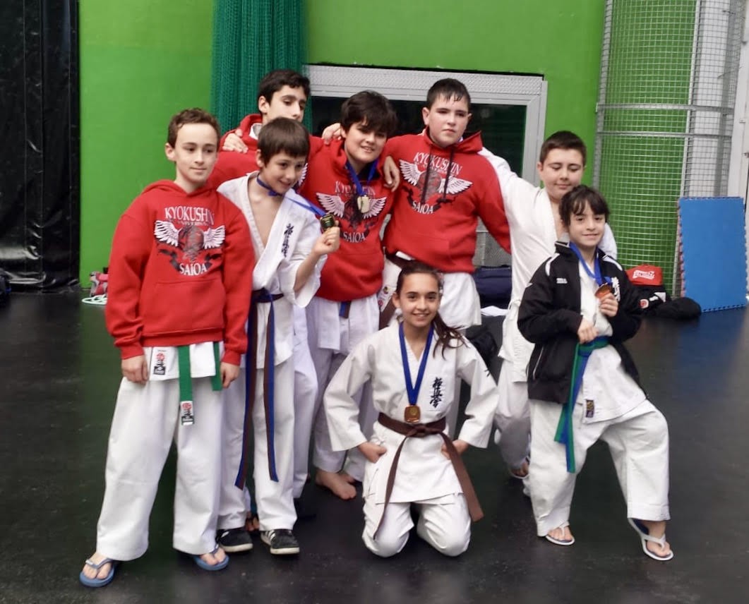 Irati Izurrategi eta Nahia Barandiaran hirugarren Gipuzkoako karate txapelketan