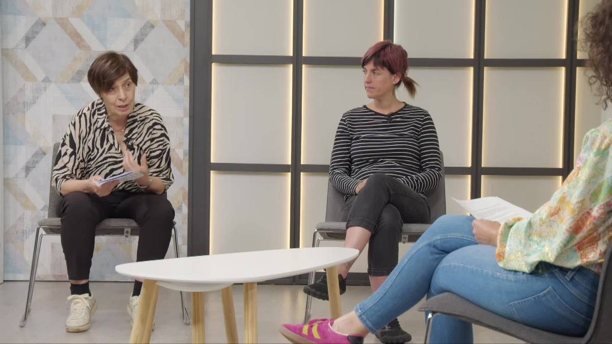 Ekin Emakumeak Elkartearen ibilbideari errepasoa 'Berbagai' saioan
