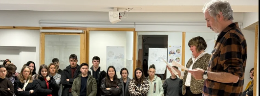 Elkar Hezi, bihotz begiekin