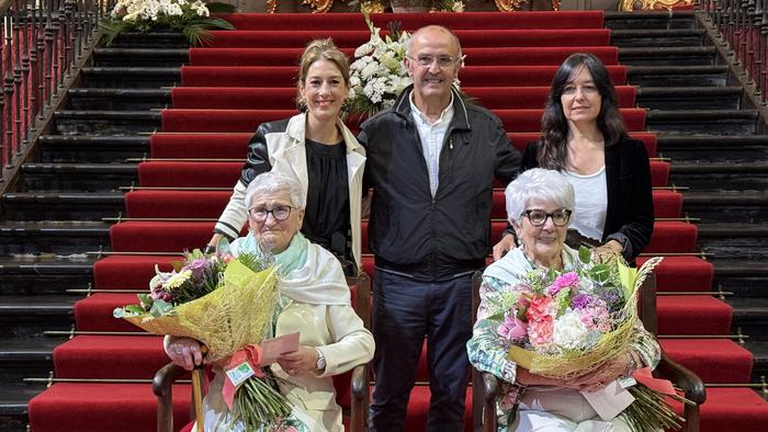 Margarita Olalde eta Jesusa Beloki omendu dituzte Jubilatuen Egunean Oñatin