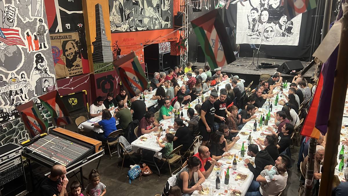 Prozesu bolivartarrari buruzko hitzaldia, gaur, gaztetxean