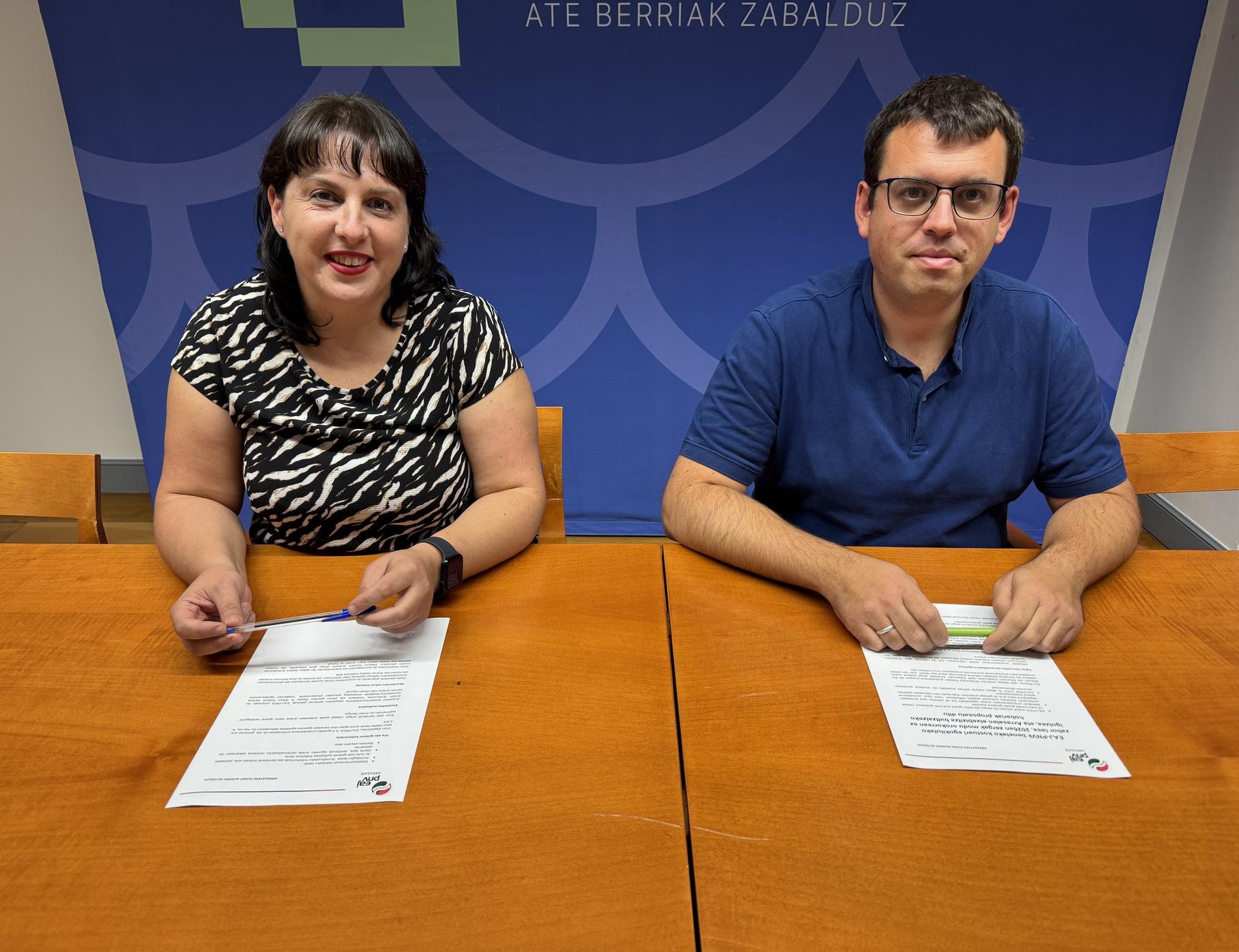 EAJk "urte askotako alternatiba bat" proposatu du, "hogei urteko zor baten ordez"