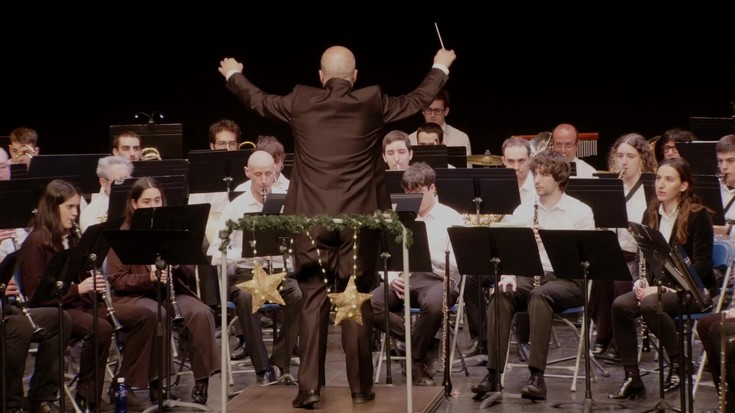 Arrasate Musikalen Gabon zaharretako kontzertua osorik