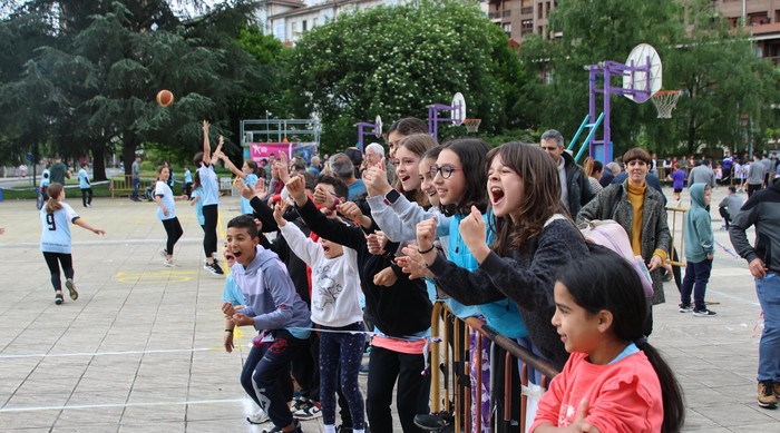 Bailarako eskola kiroleko eragileak "ongi" egokitu dira aldaketaz betetako ikasturtera