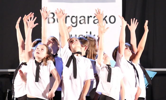 Bergarako Musika Eskola barrutik ezagutzeko aukera egongo da bihar, zapatua