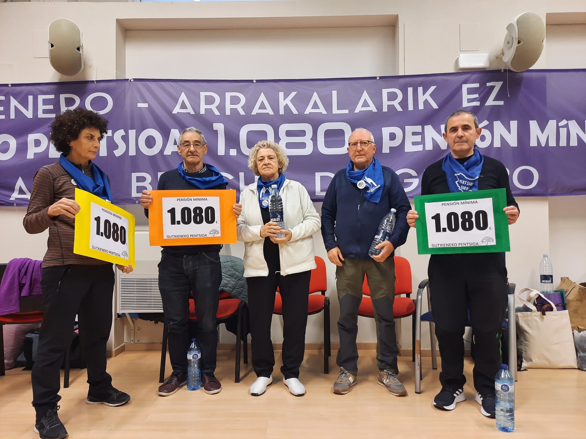 Hamabost debagoiendar, pentsiodunen baraualdi-itxialdian