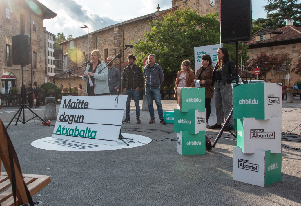 Bakardadeari eta isolamenduari aurre egitea, EH Bilduren jomuga