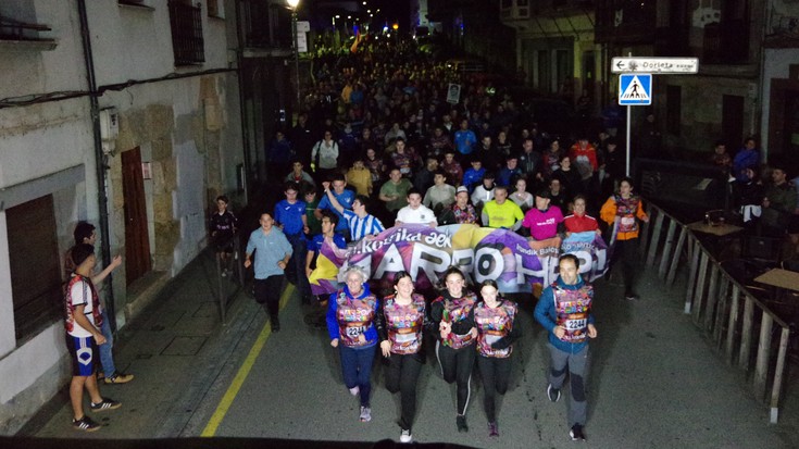 Korrika goizaldean iritsi arren, motorrak berotzeko, egun osoko programazioa prest