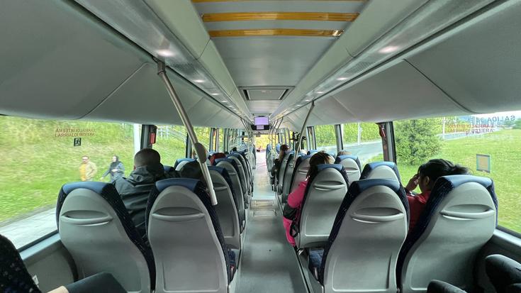Sanjuanetan Arrasatetik bueltatzeko autobusa jartzea erabakitzeko galdetegia