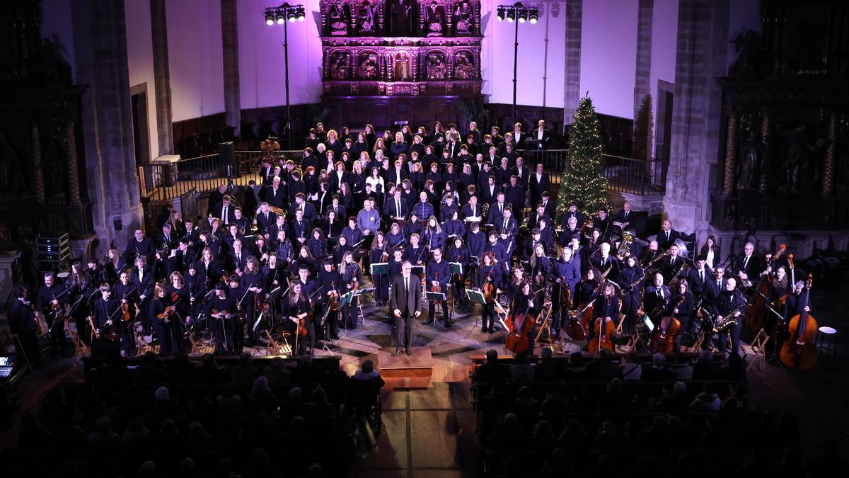 Bergarako musikarien kontzertu bereziak asteburuan, Gabonak badatozela iragartzeko