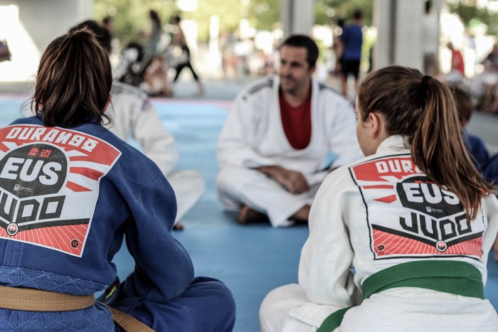 Desoreka Judo Kluba: Judo Pedagogikoaren bidez hezi eta hazi