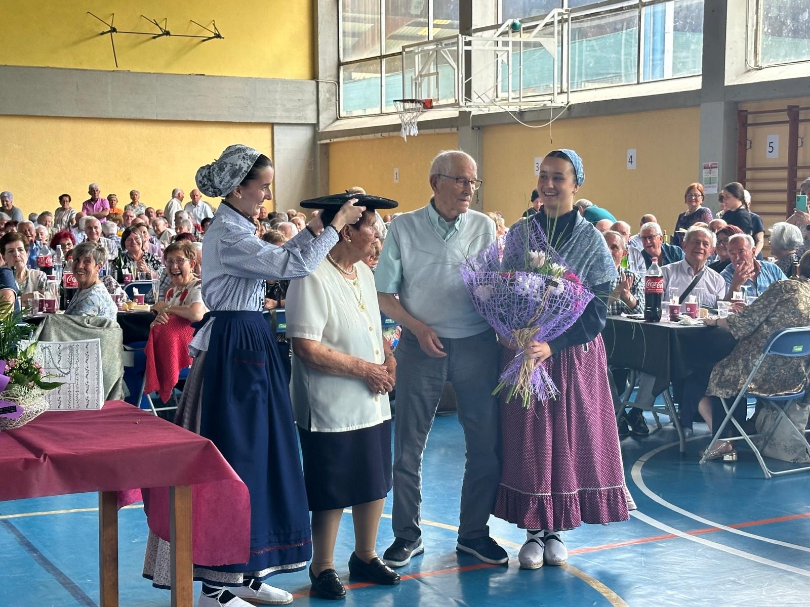 Jubilatuak omendu dituzte Bergaran eta Arrasaten