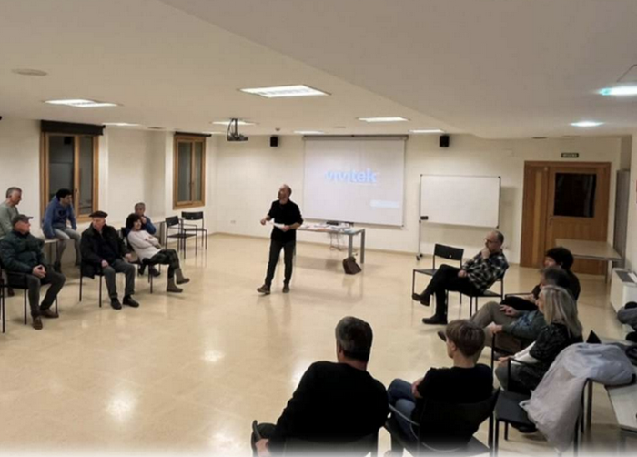 Euskara indarberritzeko planaren lan-saioa