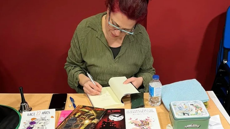 'No soy una bruja' liburuaren aurkezpena egubakoitzean, Debagoieneko Ezker Kultur Gunean