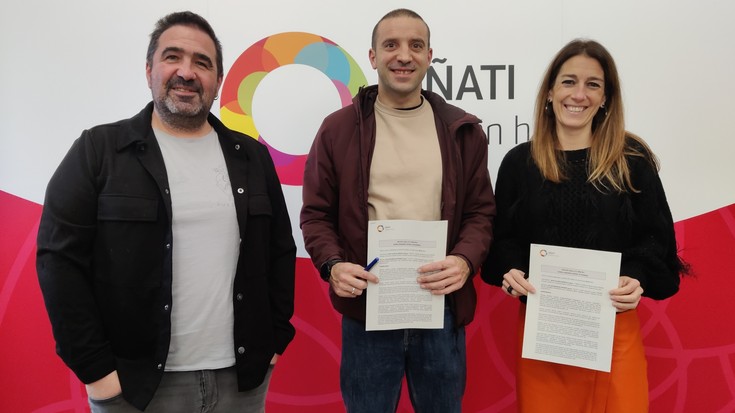 Lankidetza hitzarmen berria sinatu dute Udalak eta Oñatiko Musika Bandak