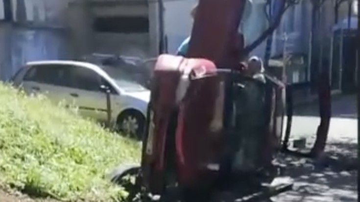 Auto bat erori da Basarte kaletik Madalena plazara Bergaran