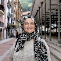 Hitzaldia: 'Ser mujer migrada en la sociedad vasca'
