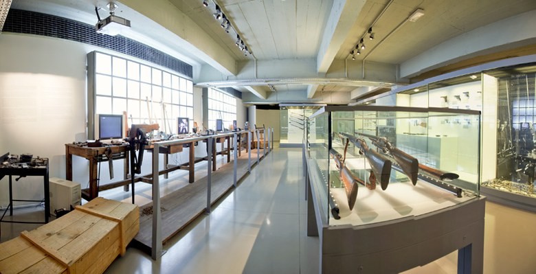 Eibarko armagintza museora joango dira Alaiak erretiratuen elkartekoak
