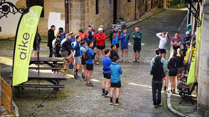 Gatza Traileko ibilbidea ezagutzeko taldetxoa batu da gaur