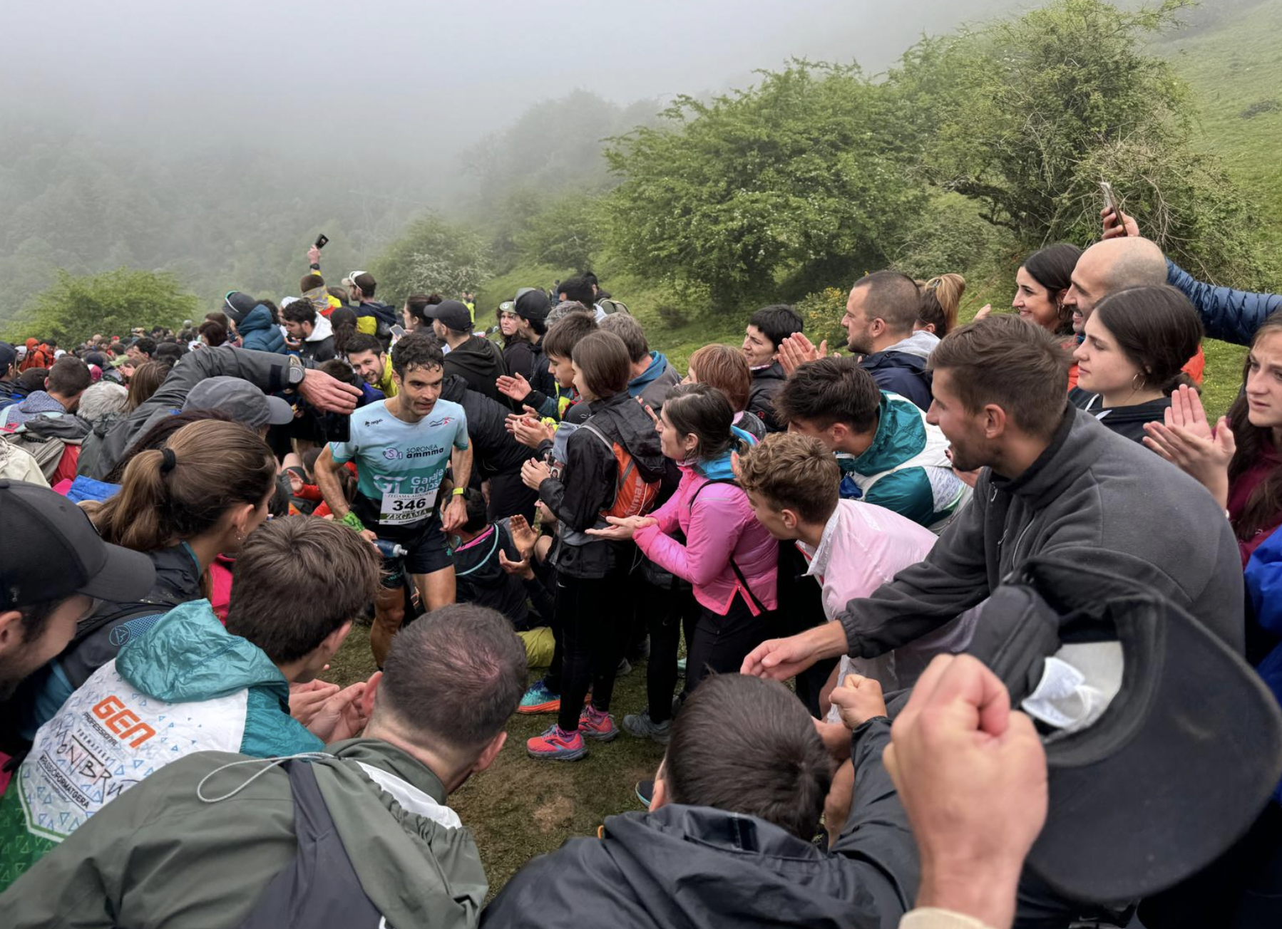 Julen Zumalderi eta Aritz Garairi egokitu zaizkie Udalak zozkatutako Zegama-Aizkorrirako dortsalak