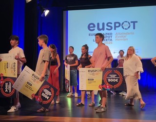 'Bide desberdinak, helmuga bera' izan da Euspot lehiaketako irabazlea