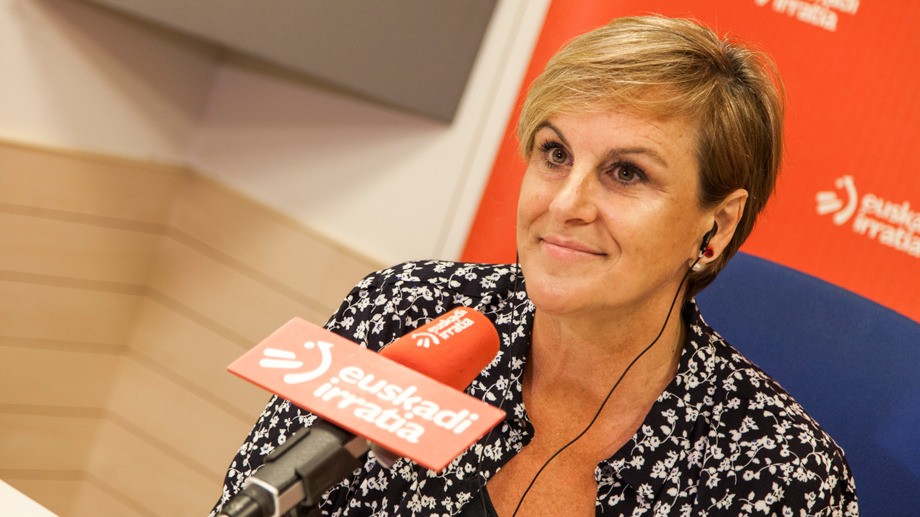 Itxaso Atutxak alderdi guztiak gonbidatu nahi ditu estatus berrirako testuaren inguruan jarrerak adostera, baina ohartarazi du EAJ-PNVk ez duela “inoren beto edo mehatxurik” onartuko
