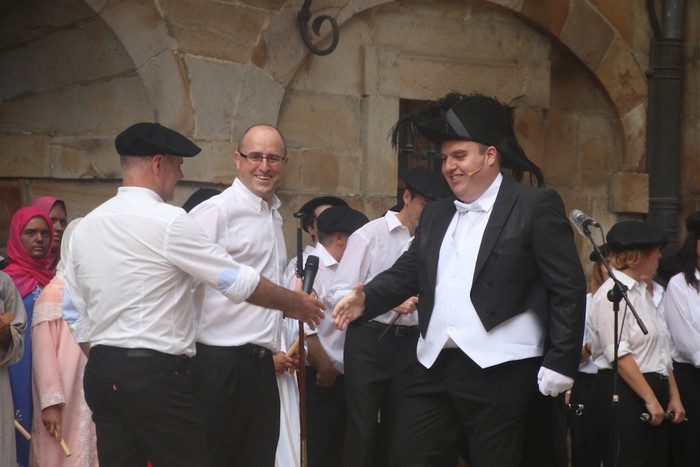 Mairuaren Alardea egin dute Antzuolan - 128