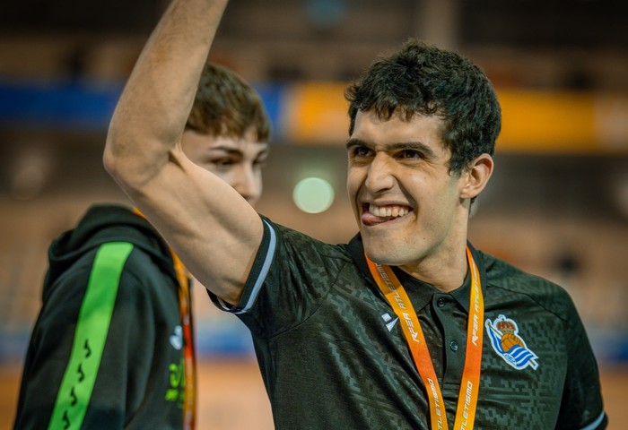 Eneko Carrascal: "Urre honek buruan ate bat zabaltzeko balio izan du, pantaila gaindituko banu bezala"