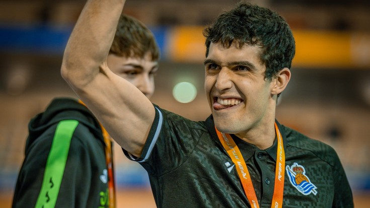 Eneko Carrascal: "Urre honek buruan ate bat zabaltzeko balio izan du, pantaila gaindituko banu bezala"