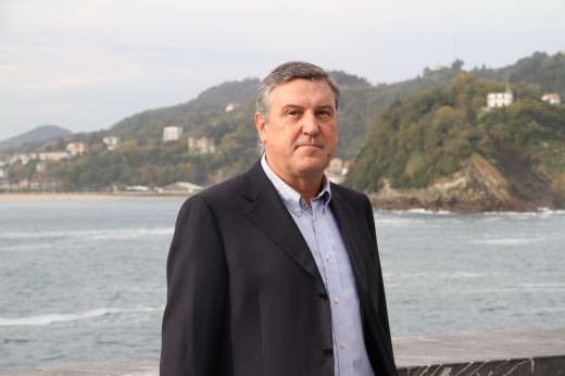 Euzko Abertzaleak taldeak "konbentzimendu osoz" babestu du osasun arreta unibertsala berreskuratzeko Dekretua