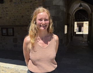 Anne Rössel: "Ahal izan nuenean utzi nuen Alemania, ez bainaiz inoiz oso alemaniar sentitu"