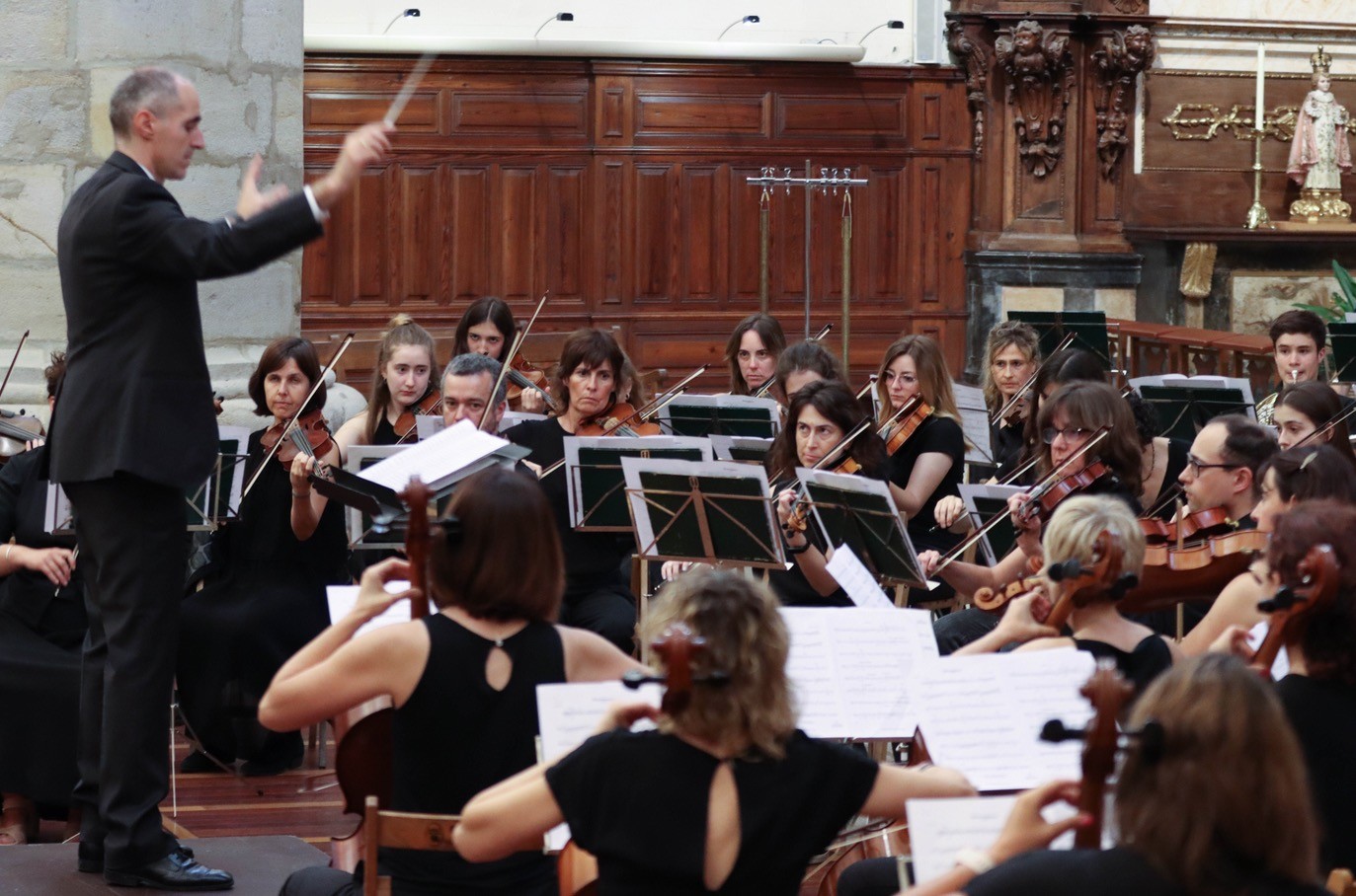 Bergarako Orkestra Sinfonikoak musikaz beteko du Santa Marina eliza